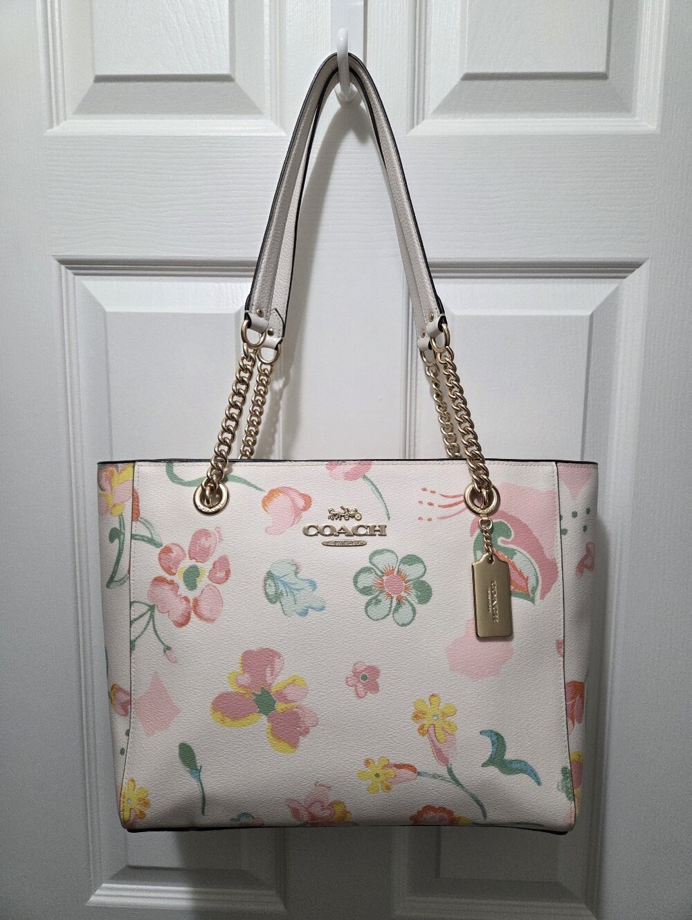 Coach Cammie Chain Tote With Dreamy Land Floral Print